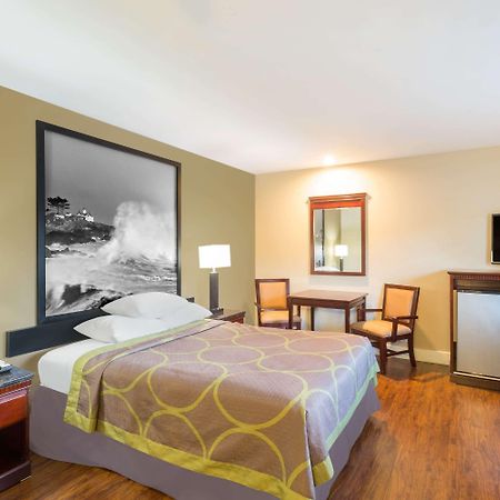 Super 8 By Wyndham Martinez Motel Esterno foto